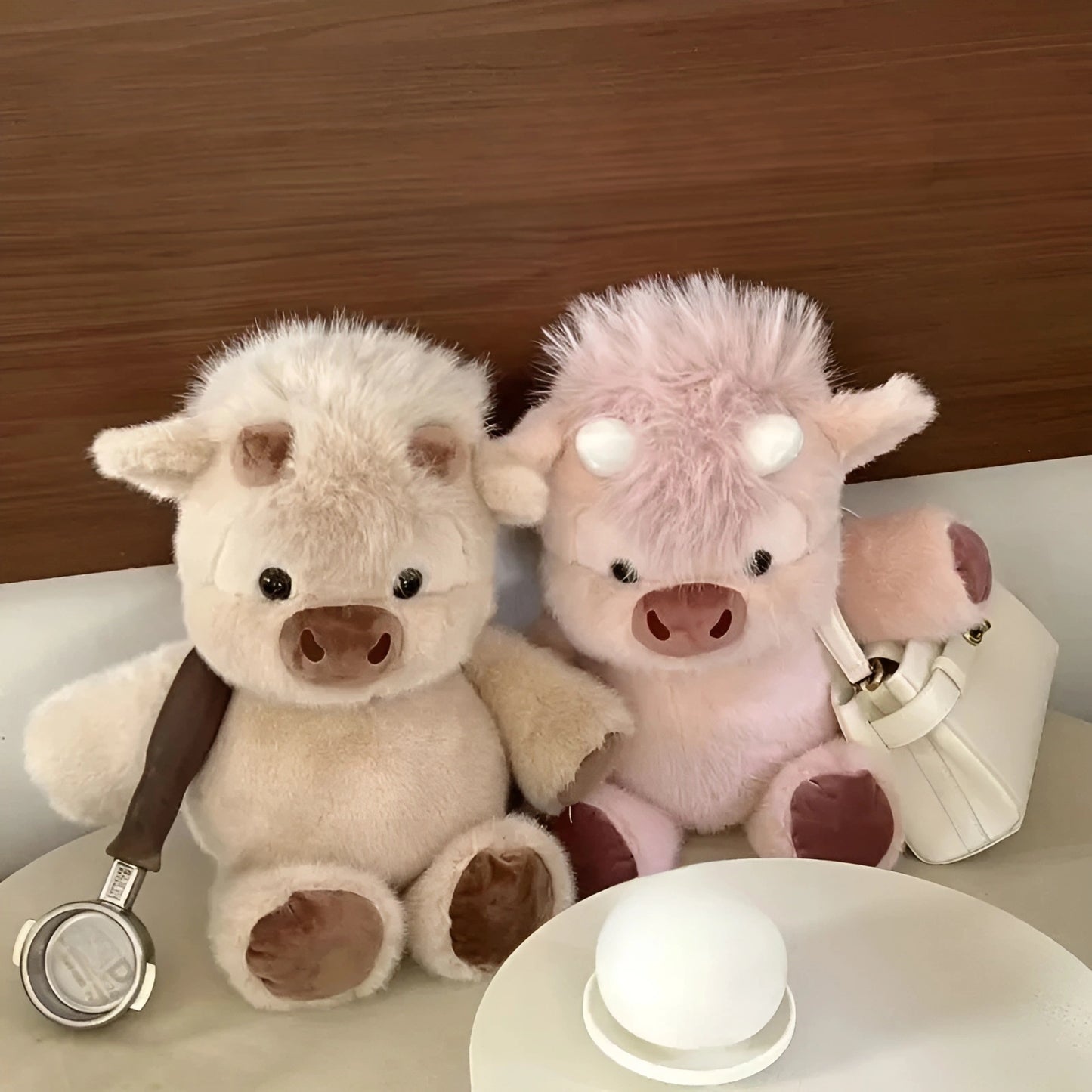Valohr® Running Highland Cow Plushie 🐮